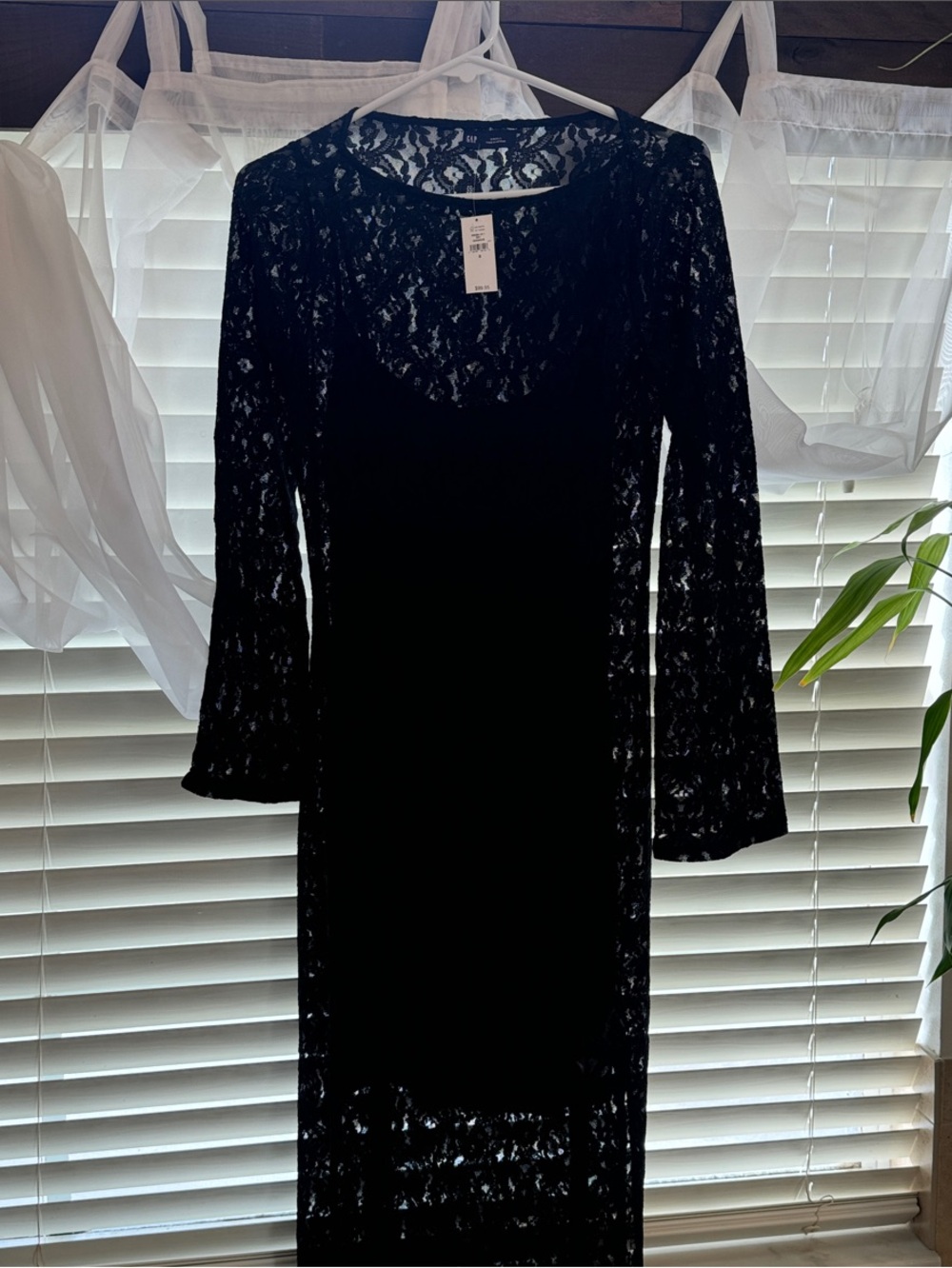 GAP Black Lace Long-Sleeve Midi Dress